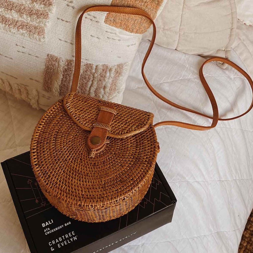 Crabtree & Evelyn Woven Round Crossbody in Natural and Brown - Picture 2 of 3